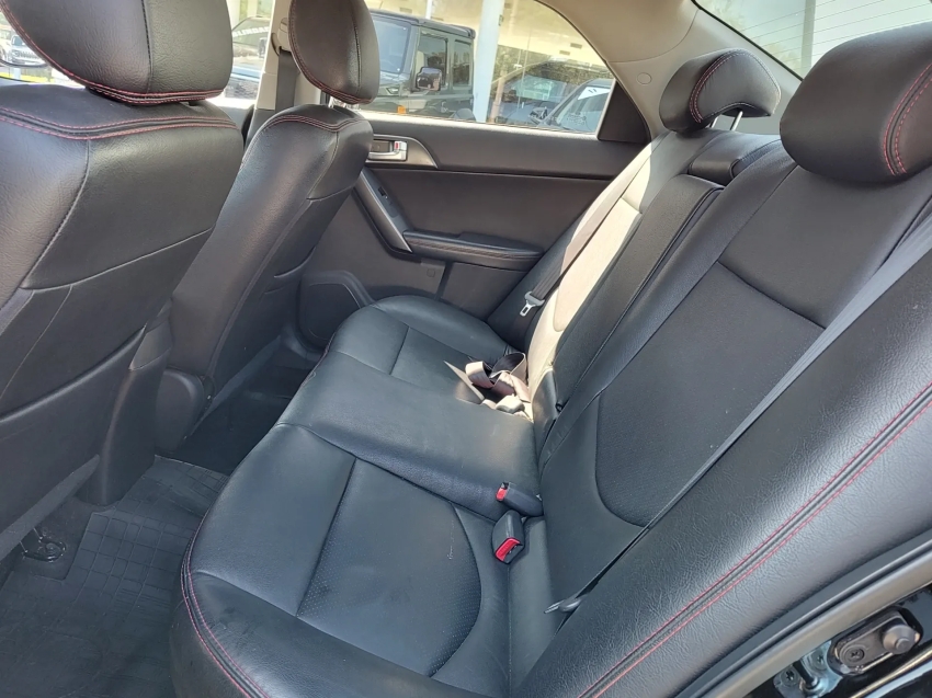 kia cerato 1.6 e.273 sedan 16v gasolina automatico