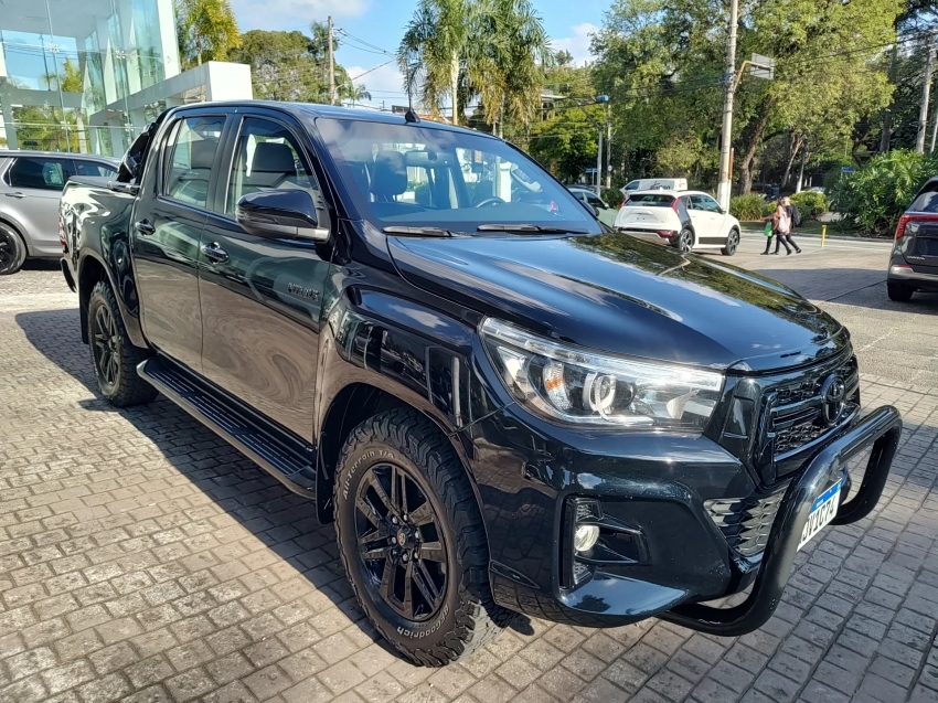 toyota hilux 2.8 srv 4x4 cd 16v diesel 4p automatico blindado