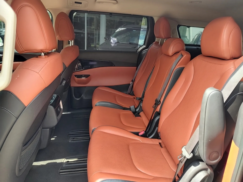 kia carnival ex 3.5 v6 gasolina blindado