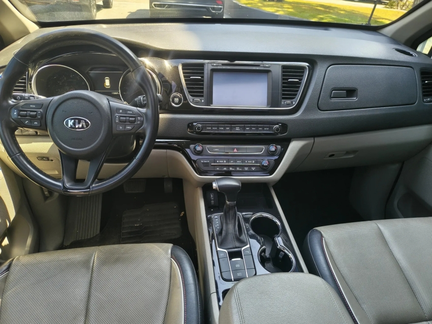 kia carnival 3.3 ex v6 24v gasolina blindado