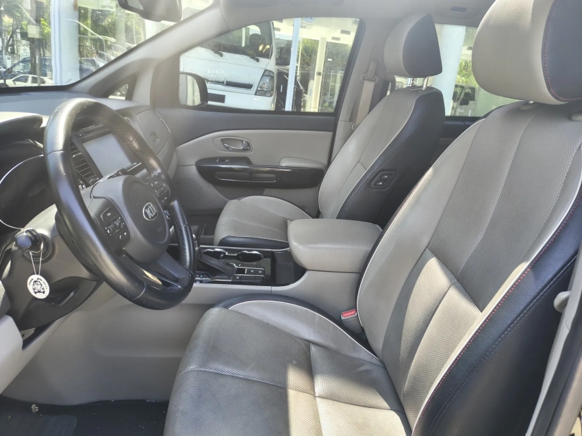 kia carnival 3.3 ex v6 24v gasolina blindado