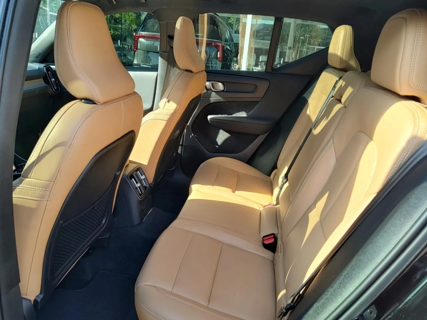 volvo xc40 1.5 t5 recharge inscription geartronic