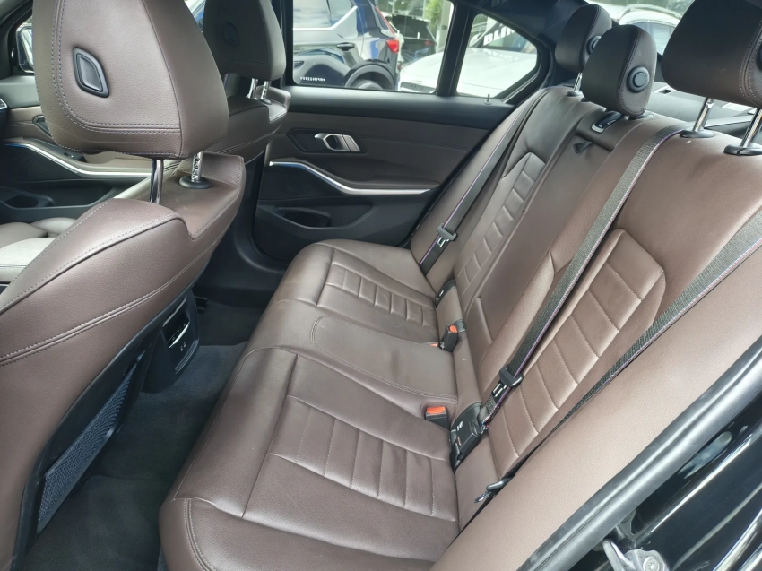 bmw 330e 2.0 16v turbo hibrido m sport automatico blindado8