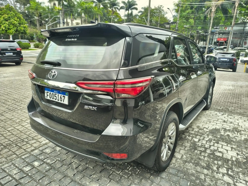 toyota hilux sw4 2.8 d-4d turbo diesel srx 4x4 automatico blindado4