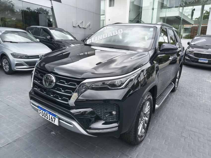 toyota hilux sw4 2.8 d-4d turbo diesel srx 4x4 automatico blindado