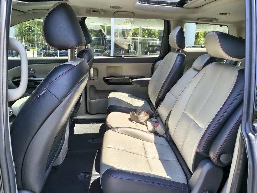 kia carnival 3.3 ex v6 24v gasolina7