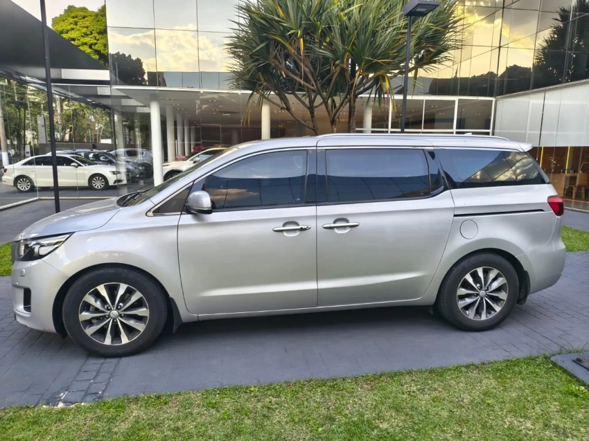 kia carnival 3.3 ex v6 24v gasolina automatico blindado2