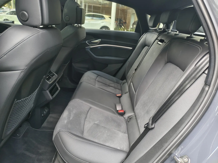 audi q8 e-tron 55 eletrico performance black quattro7