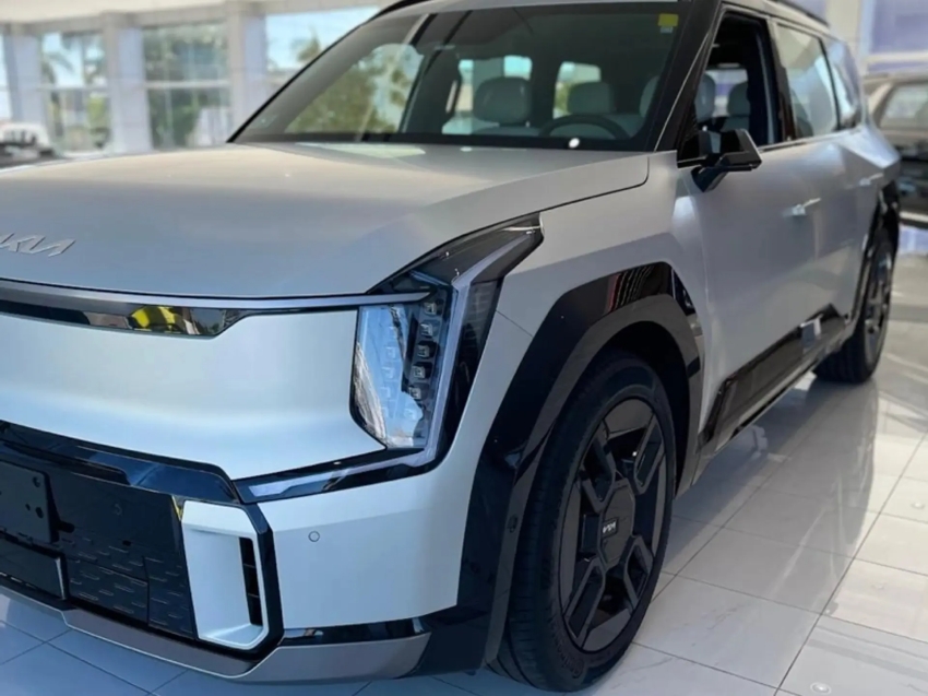 kia ev9 99,80 kw eletrico gtl fosco awd1