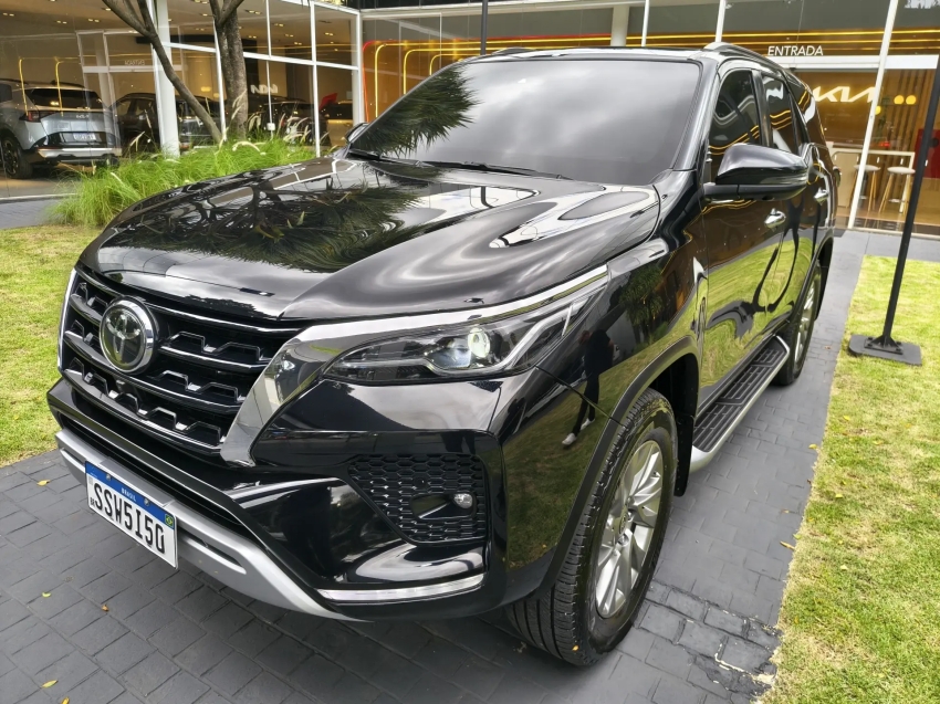 toyota hilux sw4 2.8 d-4d turbo diesel srx 4x4 automatico blindado