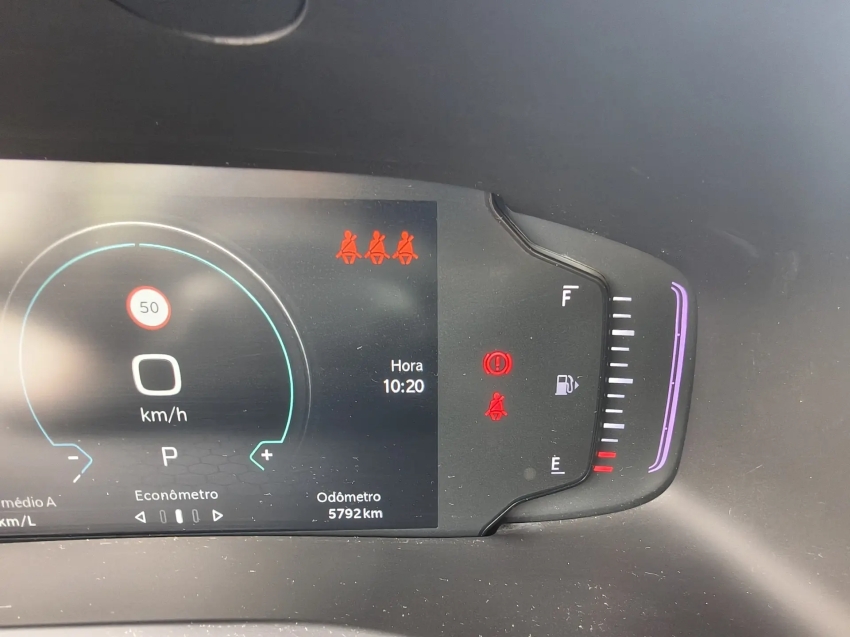 jeep renegade 1.3 t270 turbo flex trailhawk 4x4 at99