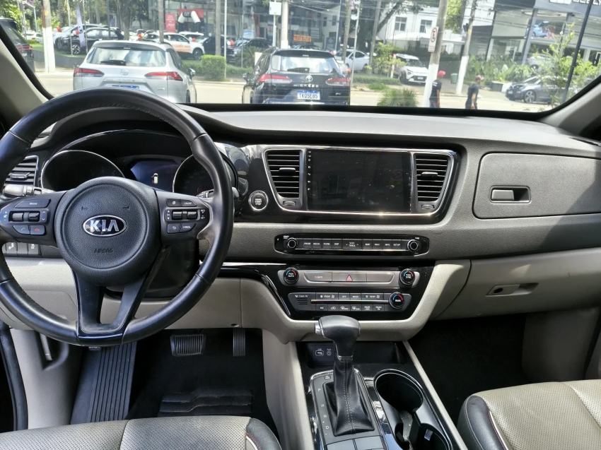 kia carnival 3.3 ex v6 24v gasolina automatico blindado5
