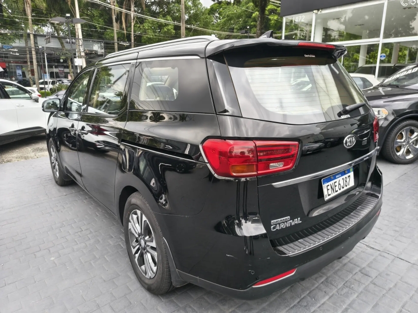 kia carnival 3.3 ex v6 24v gasolina automatico blindado4