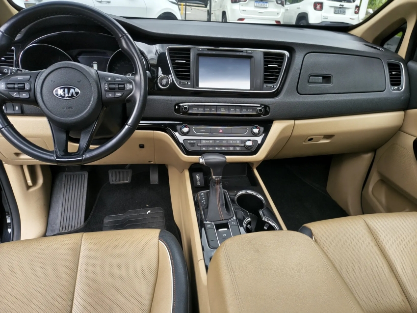 kia carnival 3.3 ex v6 24v gasolina automatico blindado5