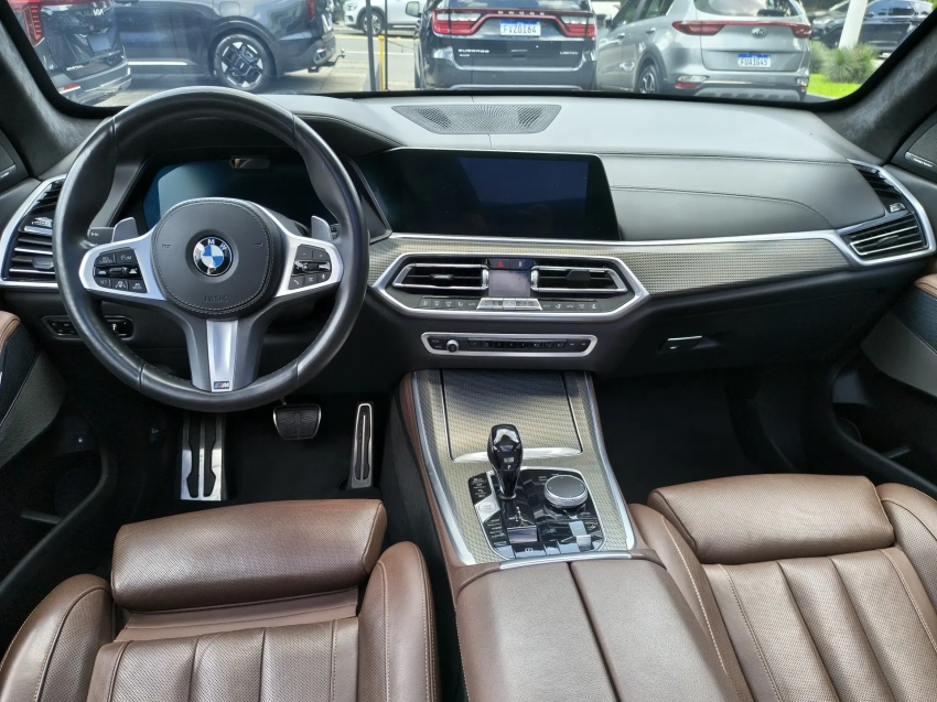 bmw x5 3.0 i6 turbo hibrido xdrive45e m sport blindado5
