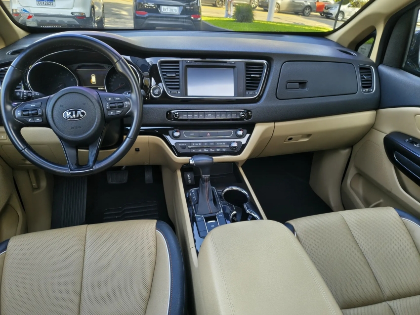 kia carnival 3.3 ex v6 24v gasolina automatico blindado5