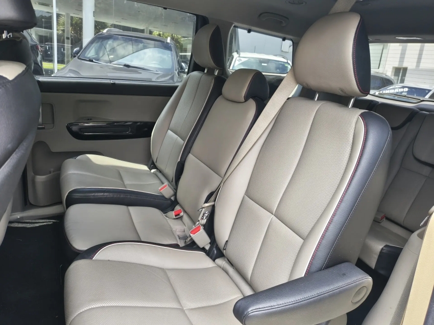 kia carnival 3.5 v6 gasolina ex automatico7