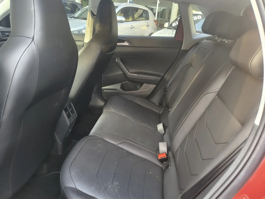 volkswagen polo 1.0 170 tsi highline automatico7