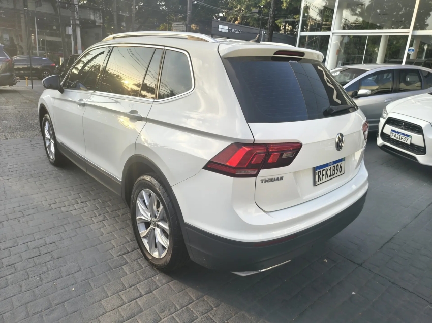 volkswagen tiguan 1.4 250 tsi total flex allspace comfortline tiptronic4