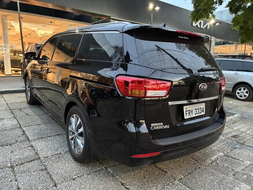 kia carnival 3.3 ex v6 24v gasolina5