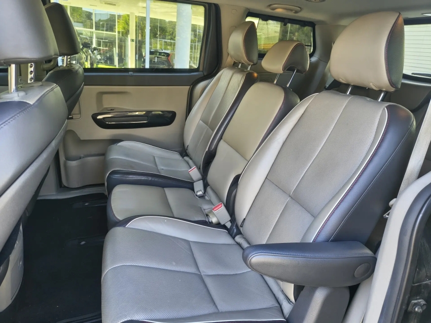 kia carnival 3.3 ex v6 24v gasolina automatico blindado7