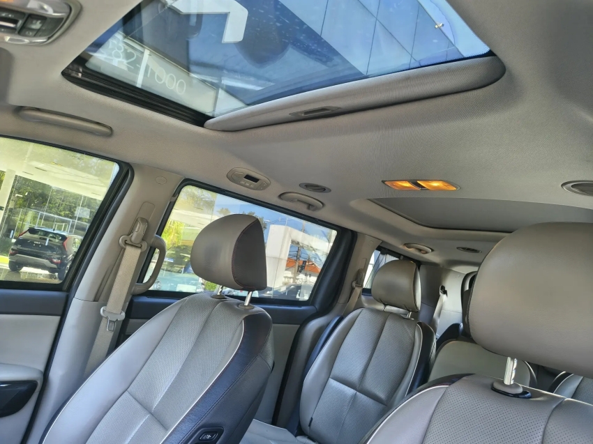 kia carnival 3.3 ex v6 24v gasolina automatico blindado8