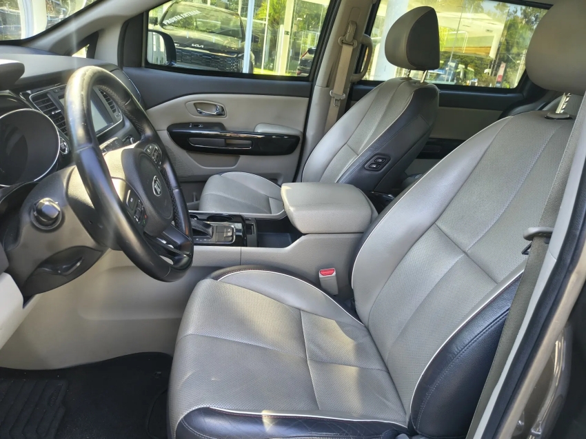 kia carnival 3.3 ex v6 24v gasolina automatico blindado6