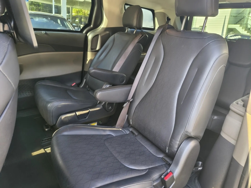 kia carnival 3.5 v6 gasolina ex automatico blindado7