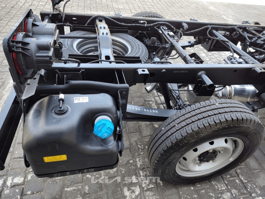 kia bongo k2500 4x4 diesel std cs com ar condicionado 202619