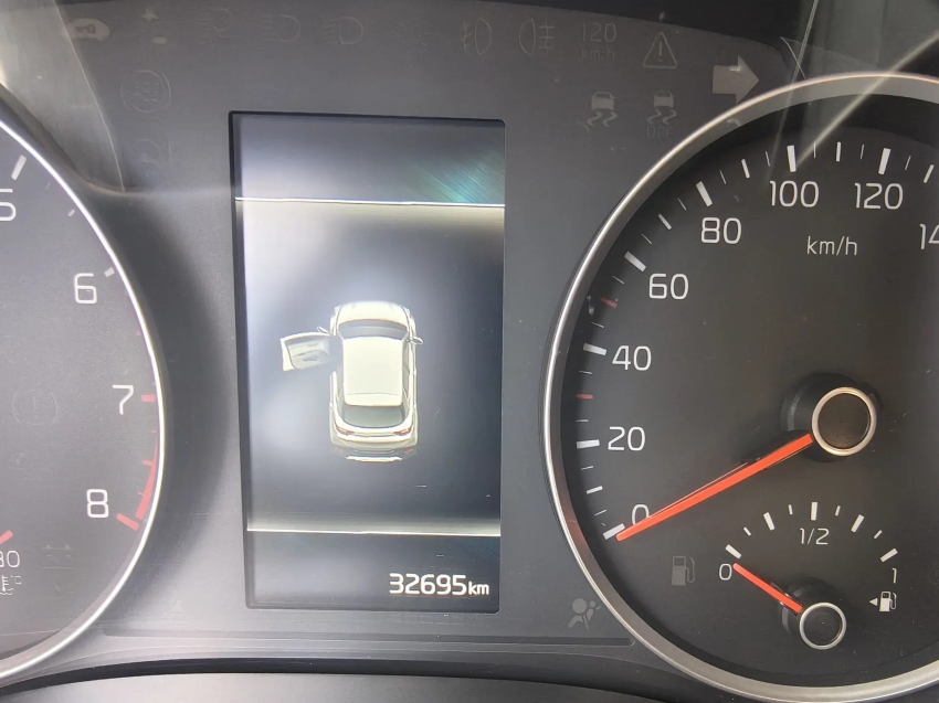 kia stonic 1.0 tgdi mhev sx automatico8