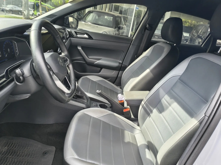 volkswagen nivus 1.0 200 tsi total flex highline automatico6