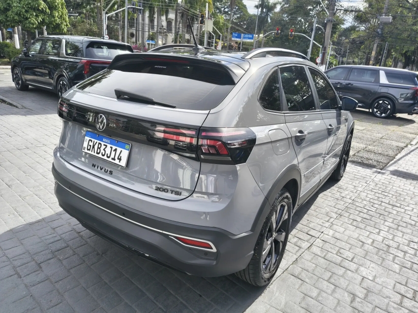 volkswagen nivus 1.0 200 tsi total flex highline automatico3