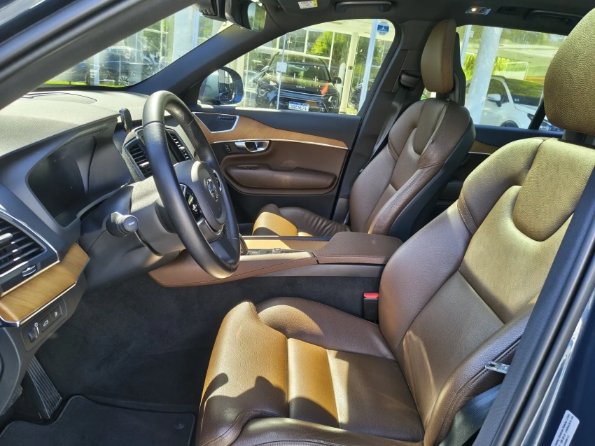volvo xc90 2.0 t8 hybrid momentum awd geartronic6