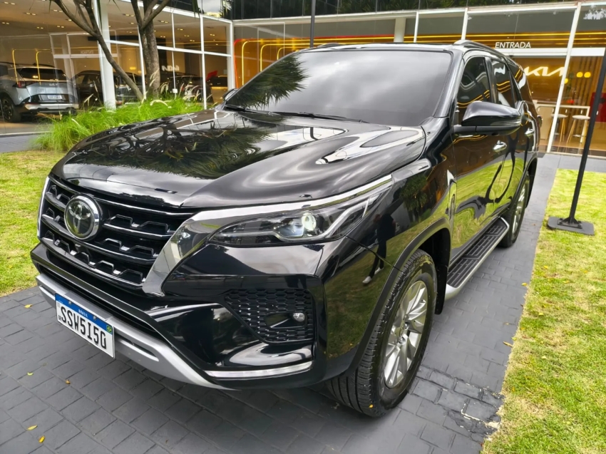 toyota hilux sw4 2.8 d-4d turbo diesel srx 7l 4x4 automatico blindado