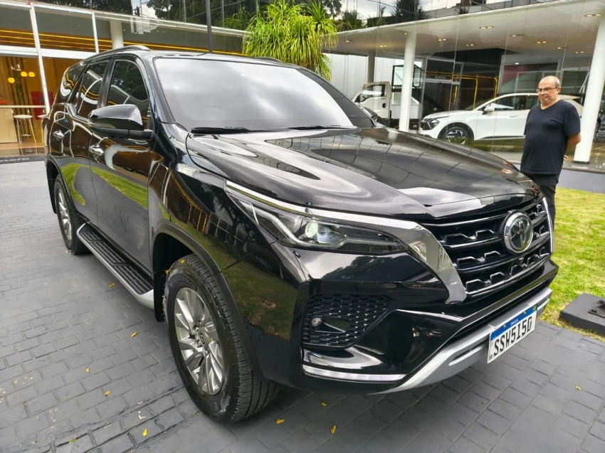 toyota hilux sw4 2.8 d-4d turbo diesel srx 7l 4x4 automatico blindado1