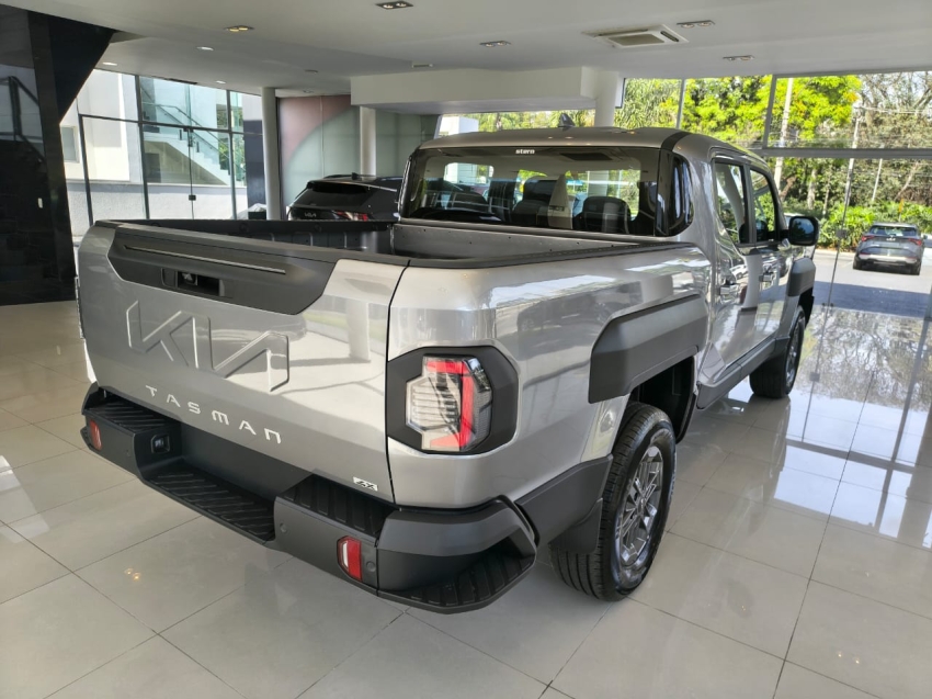 kia tasman 2.2 turbo diesel gl 4x4 automatico7