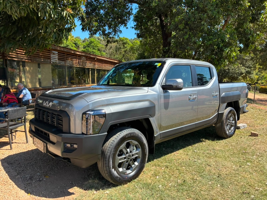 kia tasman 2.2 turbo diesel gl 4x4 automatico0
