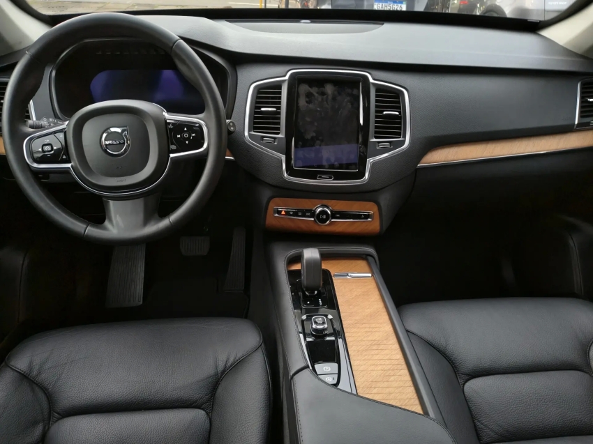 volvo xc90 2.0 t8 recharge ultimate dark awd geartronic blindado5