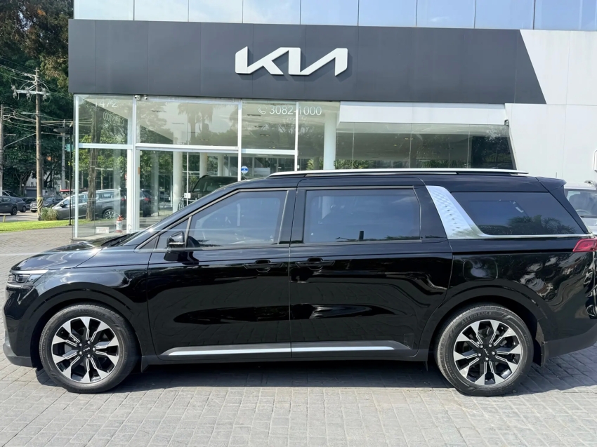KIA CARNIVAL 3.5 V6 GASOLINA EX AUTOMATICO BLINDADO3