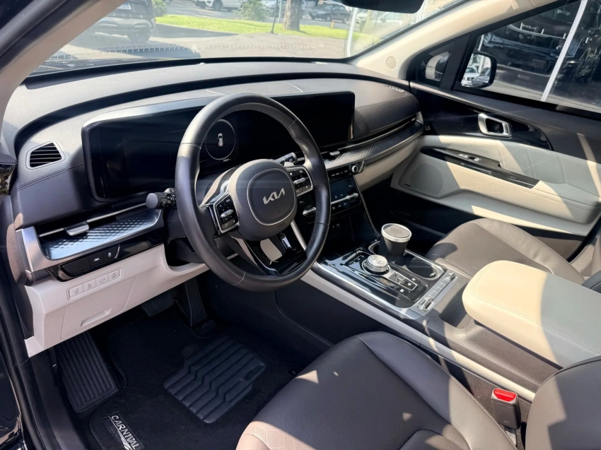 KIA CARNIVAL 3.5 V6 GASOLINA EX AUTOMATICO BLINDADO8