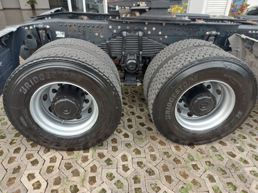 mercedes-benz axor 3344 leito teto baixo 440 diesel automatico 2019 mercedes-benz axor 3344 leito teto baixo 440 diesel automatico 2019