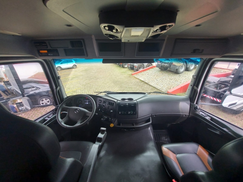mercedes-benz axor 3344 leito teto baixo 440 diesel automatico 2019 mercedes-benz axor 3344 leito teto baixo 440 diesel automatico 2019
