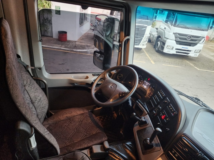 mercedes-benz actros 2546 leito / teto alto (confort) 460 diesel automatico 2016 mercedes-benz actros 2546 leito / teto alto (confort) 460 diesel automatico 2016