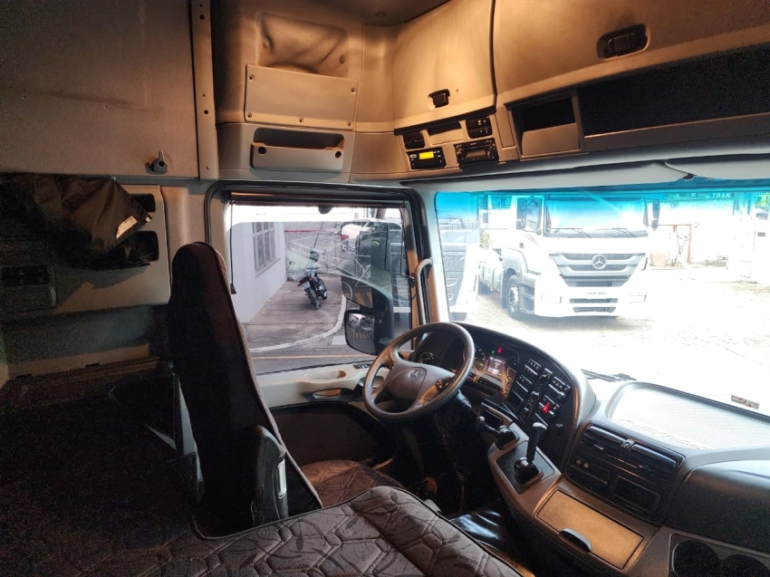 mercedes-benz actros 2546 leito / teto alto (confort) 460 diesel automatico 2016 mercedes-benz actros 2546 leito / teto alto (confort) 460 diesel automatico 2016