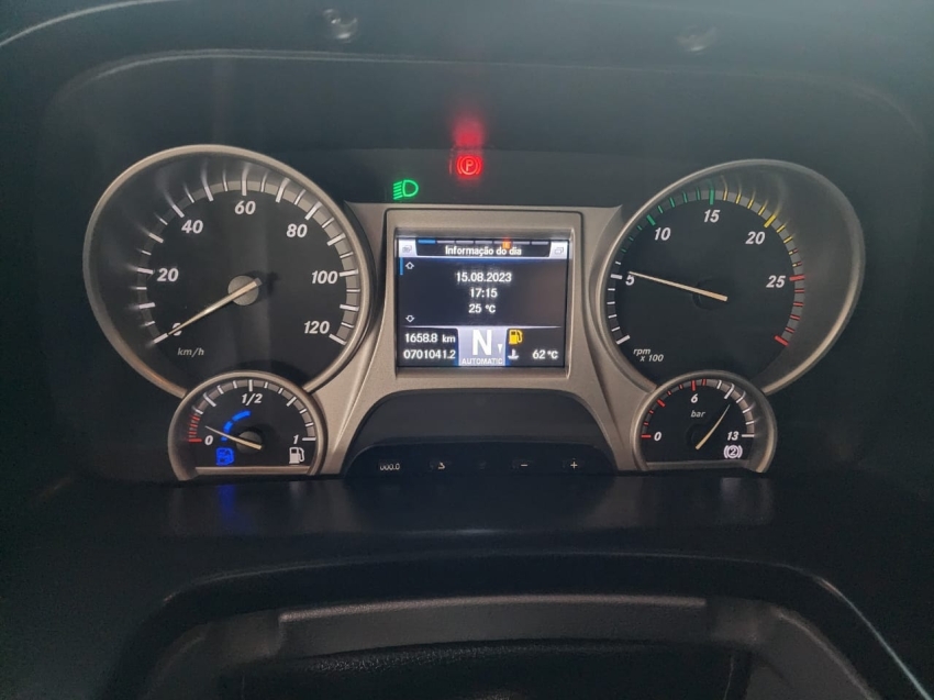 mercedes-benz actros 2546 leito / teto alto (confort) 460 diesel automatico 2016 mercedes-benz actros 2546 leito / teto alto (confort) 460 diesel automatico 2016
