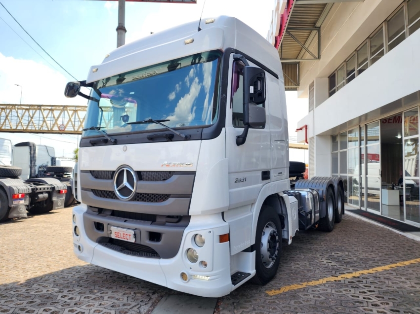 mercedes-benz actros 2651 leito / teto alto 510 diesel automatico 2016 mercedes-benz actros 2651 leito / teto alto 510 diesel automatico 2016