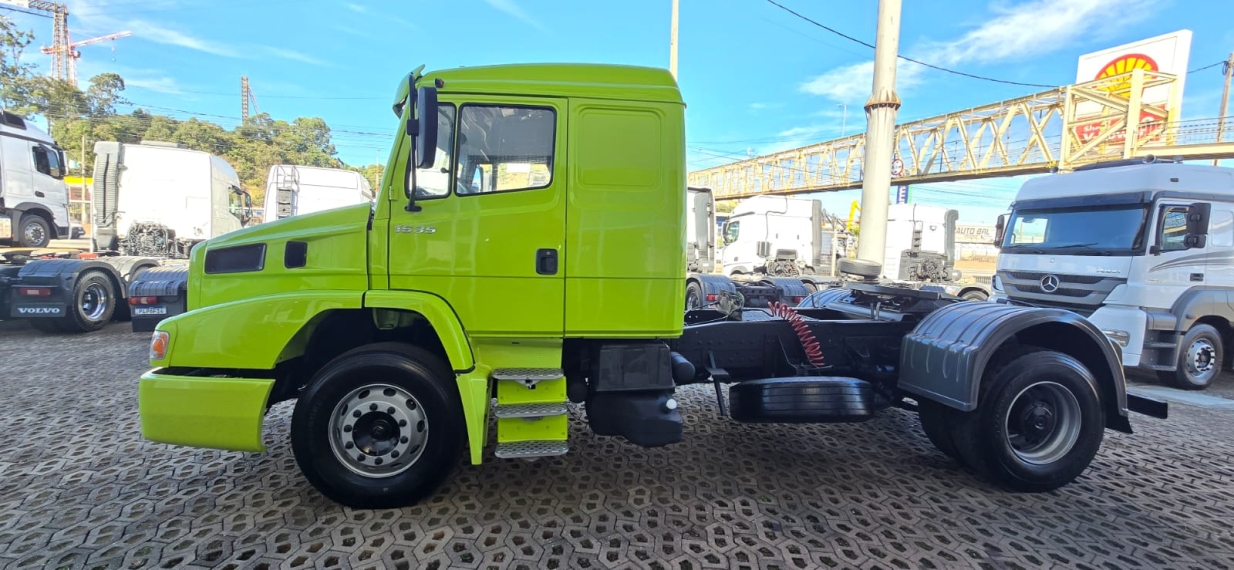 mercedes-benz atron 1635 4x2