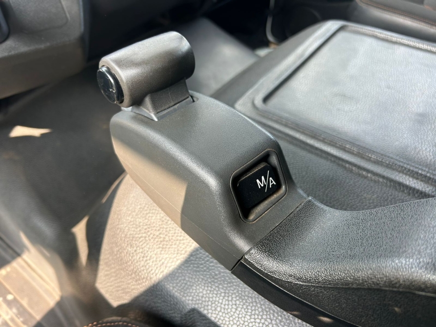 mercedes-benz atego 2430 300 diesel 2p automatico 2018