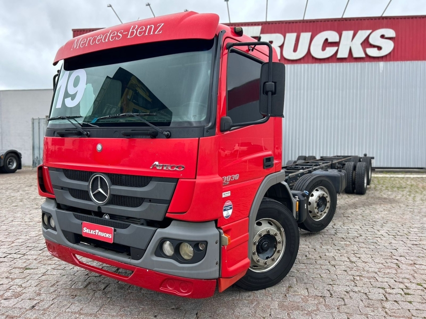 mercedes-benz atego 3030 chassi 330 diesel automatico 2019