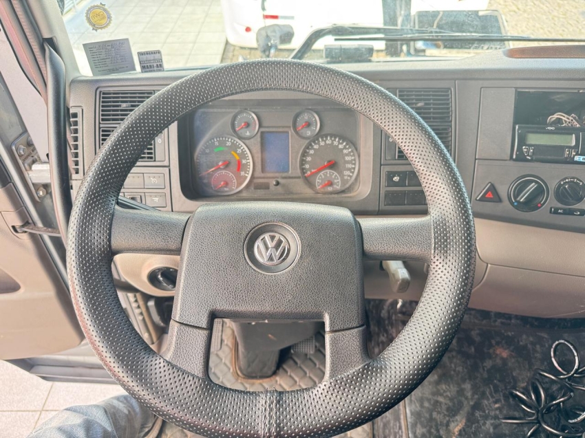 volkswagen 24.280 man 6x2 2020